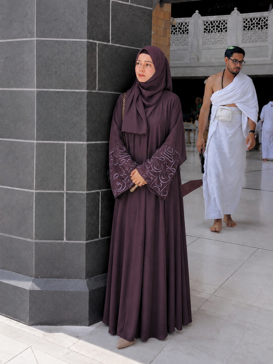 Front Open Abaya – Plum | Elegant Modest Wear by Sajdah