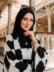 Printed Abaya - Black & White